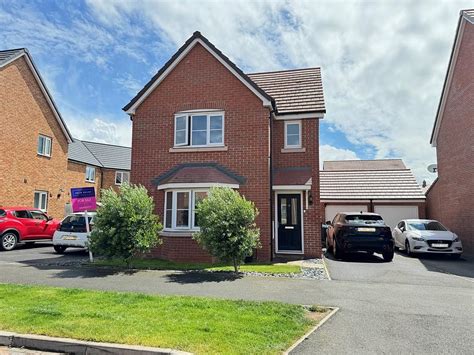 Waterton Way Bishops Tachbrook 3 Bed Detached House For Sale £410 000