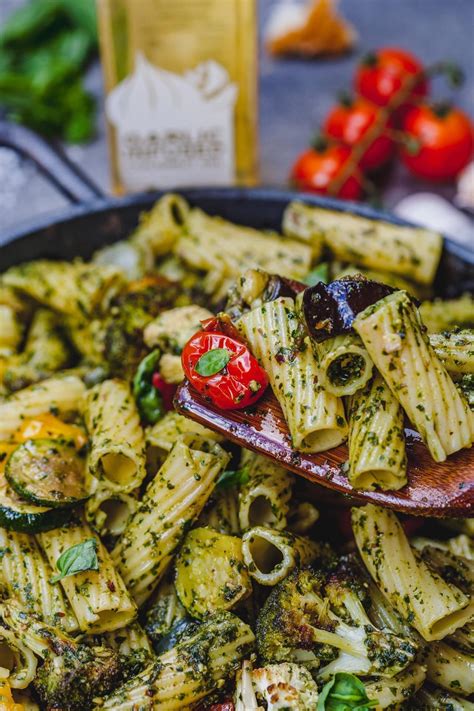 Garlic Roasted Vegetable Pesto Pasta Olive And Mango