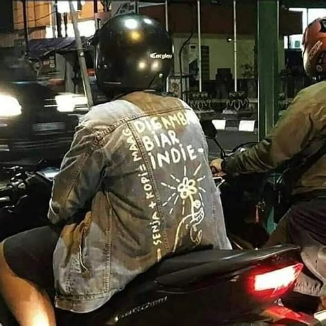 Tulisan Di Belakang Jaket Ini Nyeleneh Pol Bikin Ngakak Hot Liputan
