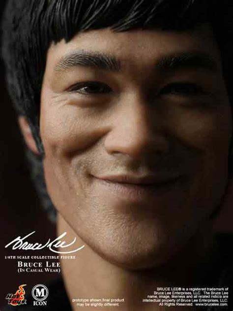 Conheça Os Doidos Escultores Da Hot Toys Mundo Gump