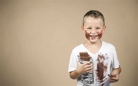 13 Astuces Efficaces Pour Enlever Une Tache De Chocolat