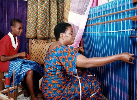 Africa Akwete Traditional Weaving Nigeria ©muyiwa Osifuye African Textiles Weavers