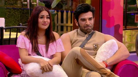 Bigg Boss Episode Shehnaz Gill Patches Up With Siddharth