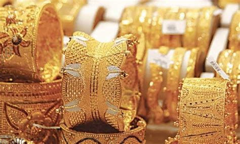 Gold Rates Plunge By Rs1 100 Per Tola In Pakistan Daily Pakistan