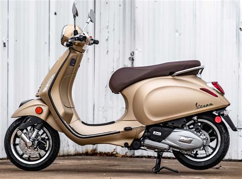 2020 Vespa Primavera 150 Sport