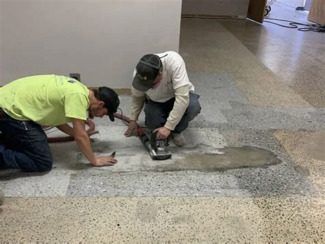 Transform Your Concrete Basement Bathroom Floor With These Creative