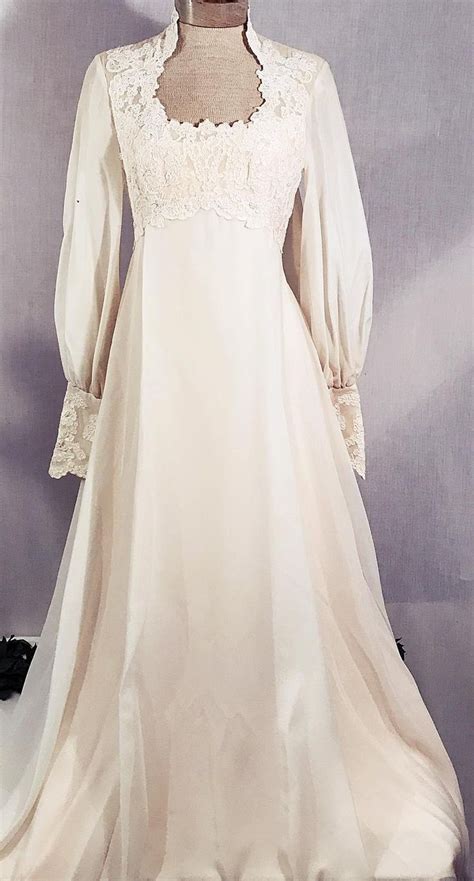 S Bianchi Empire Waist Lace Wedding Gown Etsy Wedding Gowns Lace