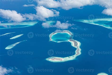 map of the coral reefs 23