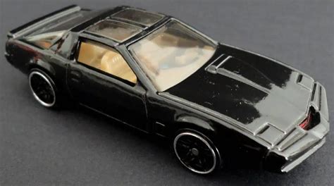 Hot Wheels Premiere K I T T Knight Industries Two Thousand