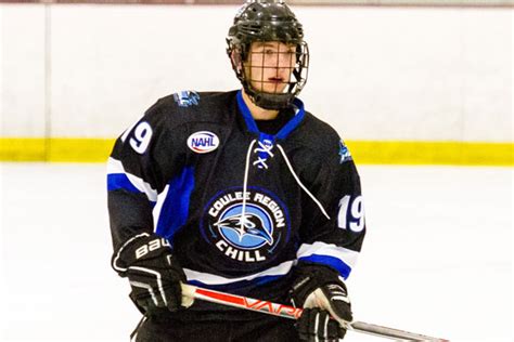 Coulee Region Forward Dineen Makes Ncaa Di Commitment North American