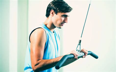 Perfect Your Tricep Extension With These Variations Gym Geek