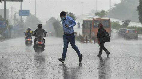 Weather Update Heavy Rain Likely In Delhi Ncr Today Imd Issues