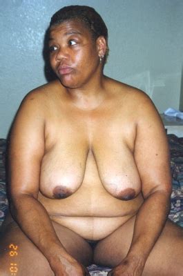 Busty Black BBW Hottie Posing Fully Naked Black Hairy Pussy