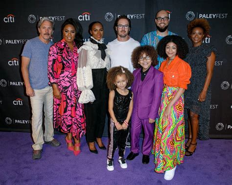 The Stars Of Black Ish Grown Ish And Mixed Ish Come Together At