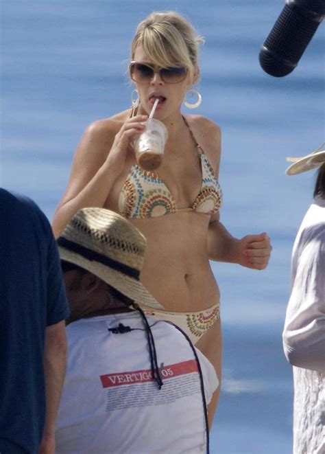 Busy Philipps Nude Pics Page