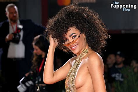 Leila Depina Flashes Her Nude Tits At The 80th Venice International