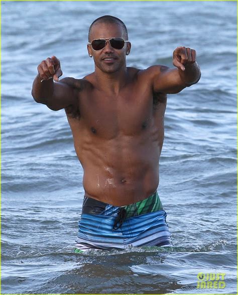 Shemar Moore Barechested Shirtless Beefcake In X In Poster Size Sexiz Pix