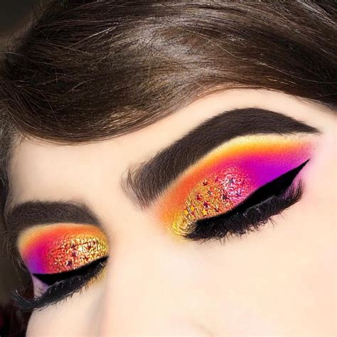 Sunset Eye Glitter Stars Purple Pink Orange Yellow Eyeshadow IG