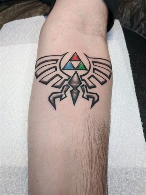 The Legend of Zelda Triforce tattoo by Pinar from The Black Mess, HH Germany : r/tattoos