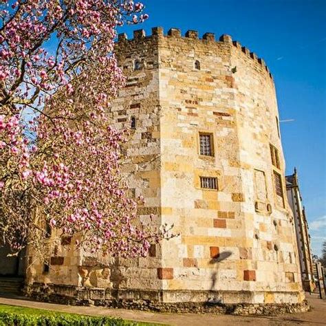 Mus E De La Tour Aux Puces Une Tour Un Mus E Ou Un Donjon Thionville