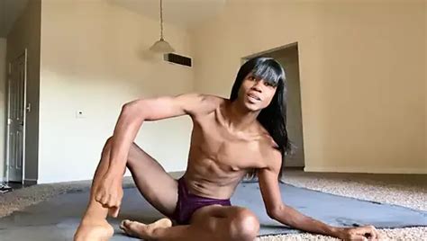 Free Shemale Fucks Guy Passionately Porn Videos XHamster