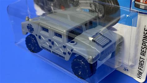Машинка Базова Hot Wheels HMMWV Humvee First Response 1 64 HTB58 Grey купити в інтернет