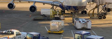 Airport Ground Support Equipment Operating Methods For Maximizing Cost