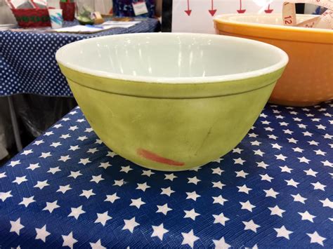 Vintage Green Pyrex Mixing Bowl 36599 Ppm Lead Context 90 Ppm Lead