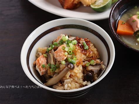 北海道産生秋鮭で作る 秋鮭ときのこのバター醤油炊き込みご飯 By 川津由紀子さん レシピブログ 料理ブログのレシピ満載！