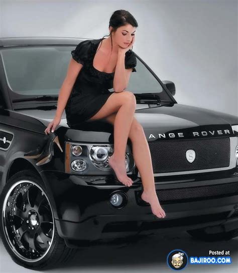 25 Pictures Of Female Models Posing With Cars | Model poses, Jeep ...