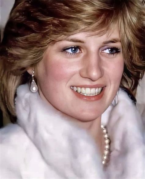 A Woman Wearing A White Fur Coat And Pearls