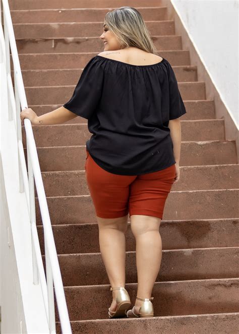 Blusa Plus Size Feminina Ciganinha Em Viscose Preta Estilo Próprio