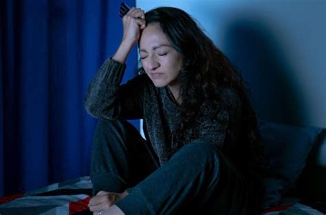 From Insomnia to Peaceful Sleep: 8 Tips for Managing Anxiety at Night ...