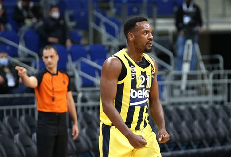 Dyshawn Pierre Sezon Daha Fenerbah E Bekoda Fener Org