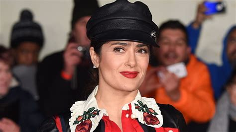 Salma Hayek Donó 100 000 Dólares Y Lanzó Una Campaña Para Las Víctimas