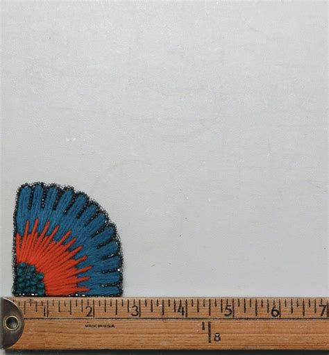 Vintage Wool Appliqué Crochet Fan Pattern • Promenade Fine Fabrics