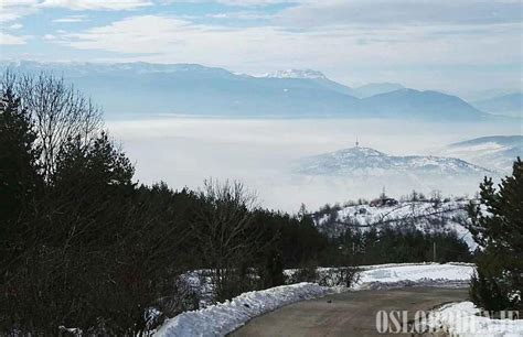 Oslobo Enje Udahnite Isti Zrak Na Baricama Nadomak Sarajeva