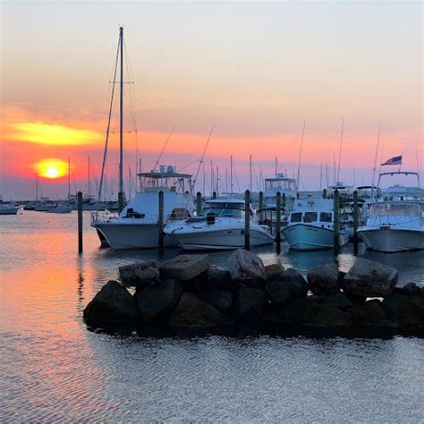 Cuttyhunk Marina Town Of Gosnold Ma Marinalife