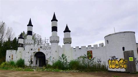 Abandoned Camelot Theme Park To Reopen As Immersive Zombie Experience