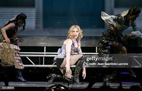 75 Madonna Re Invention World Tour In Paris September 1 2004 Stock