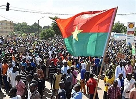 Burkina Faso Le Rôle Déterminant Et Salutaire Du Peuple Burkinabè Dans