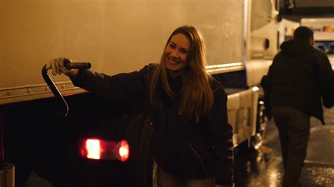 Chauffeur Routier Tel Père Telle Fille Youtube