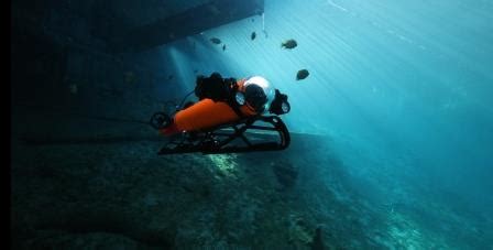 New Hybrid Underwater Vehicle Designed For Inspections