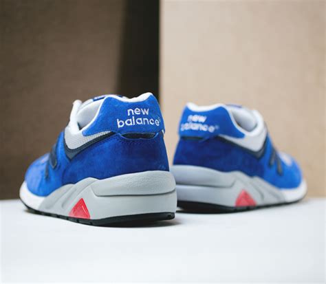 New Balance 572 - Blue / Grey