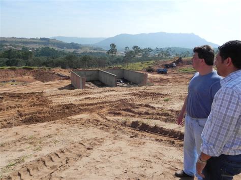 Du Modesto visita obra de Estação de Tratamento de Esgoto em São Pedro