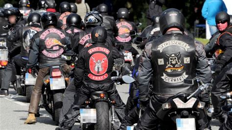 Hells Angels Polizei Warnt Vor Rocker Krieg B Z Berlin