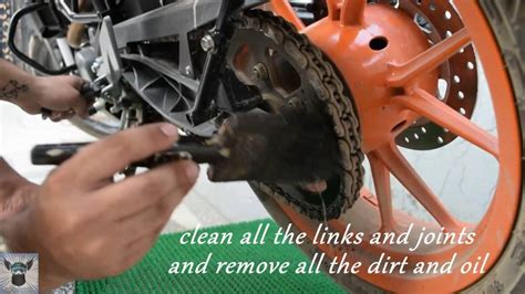 How To Clean And Lube Your Ktm Duke 200 Chain L Universal Chain Cleaning L Motul Chain Lube Youtube