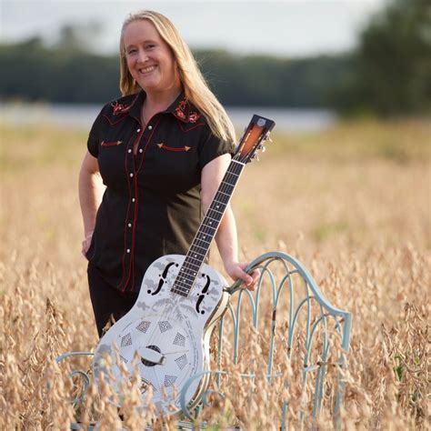 Fiona Boyes Inducted Into Blues Music Victoria Hall Of Fame Reference