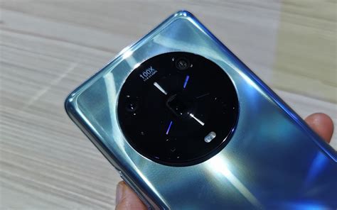 MWC 2022 : notre prise en main du Honor Magic 4 Pro, le nouveau pro de ...