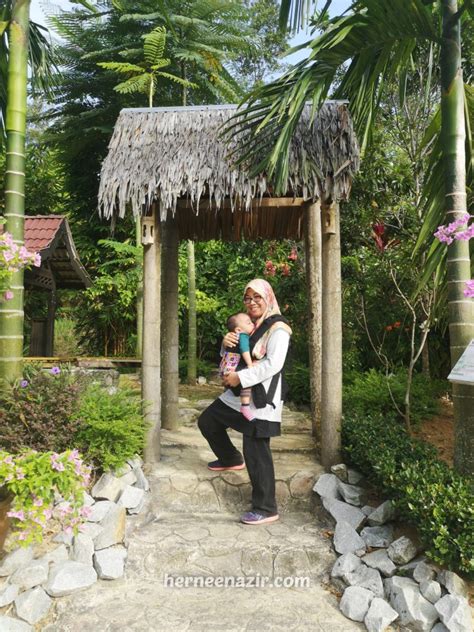 Geng Hiking Sireh Park Iskandar Puteri Herneenazir